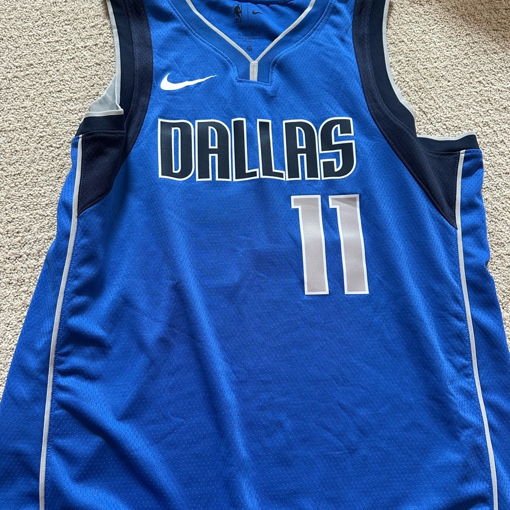 Nike Royal Blue Basketball Jersey with White and Navy Trim